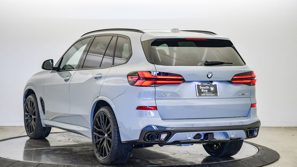 New 2026 BMW X5 sDrive40i SUV