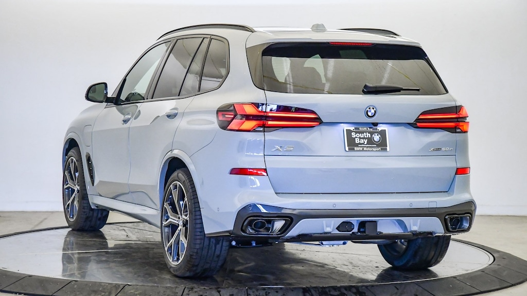 New 2026 BMW X5 xDrive50e SUV
