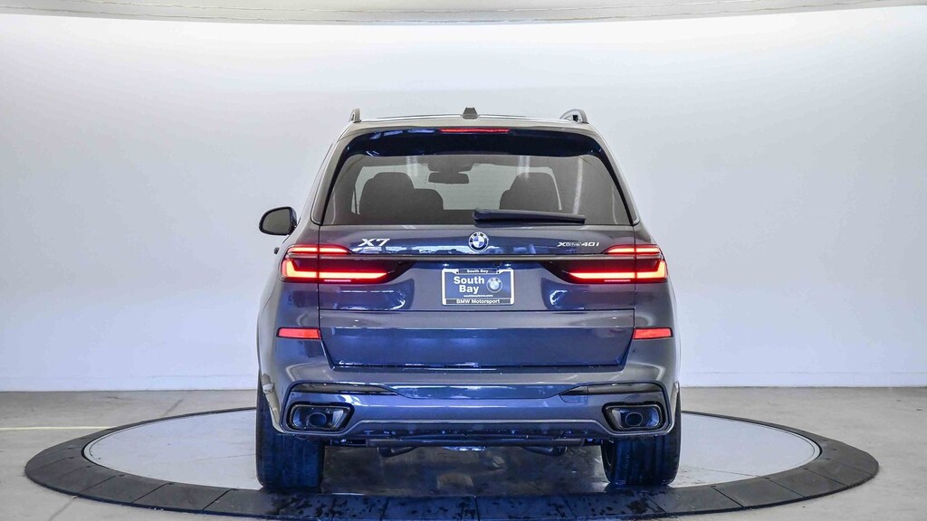 New 2026 BMW X7 xDrive40i SUV