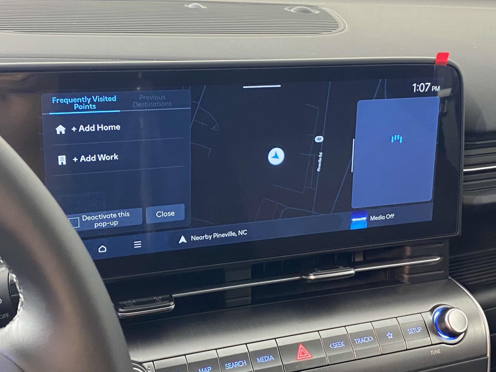 2025 Hyundai Kona EV SEL - Photo 18