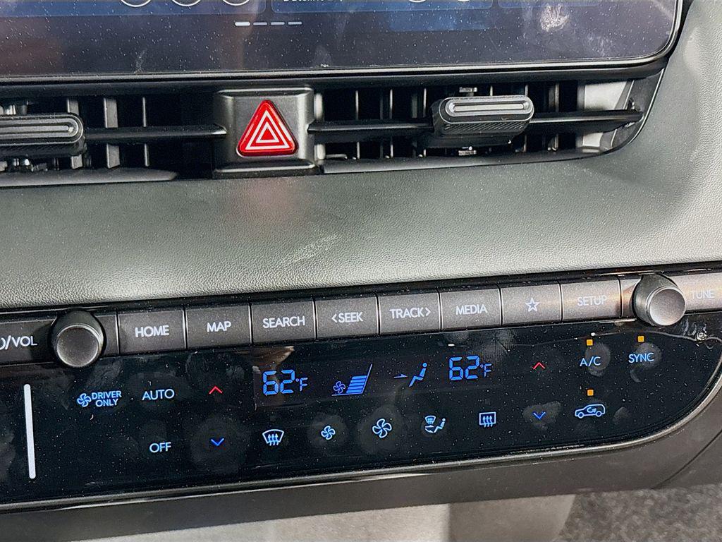 2025 Hyundai IONIQ 5 XRT - Photo 16