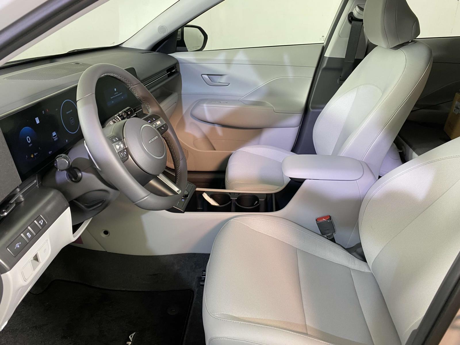 2025 Hyundai Kona SEL Convenience - Photo 13