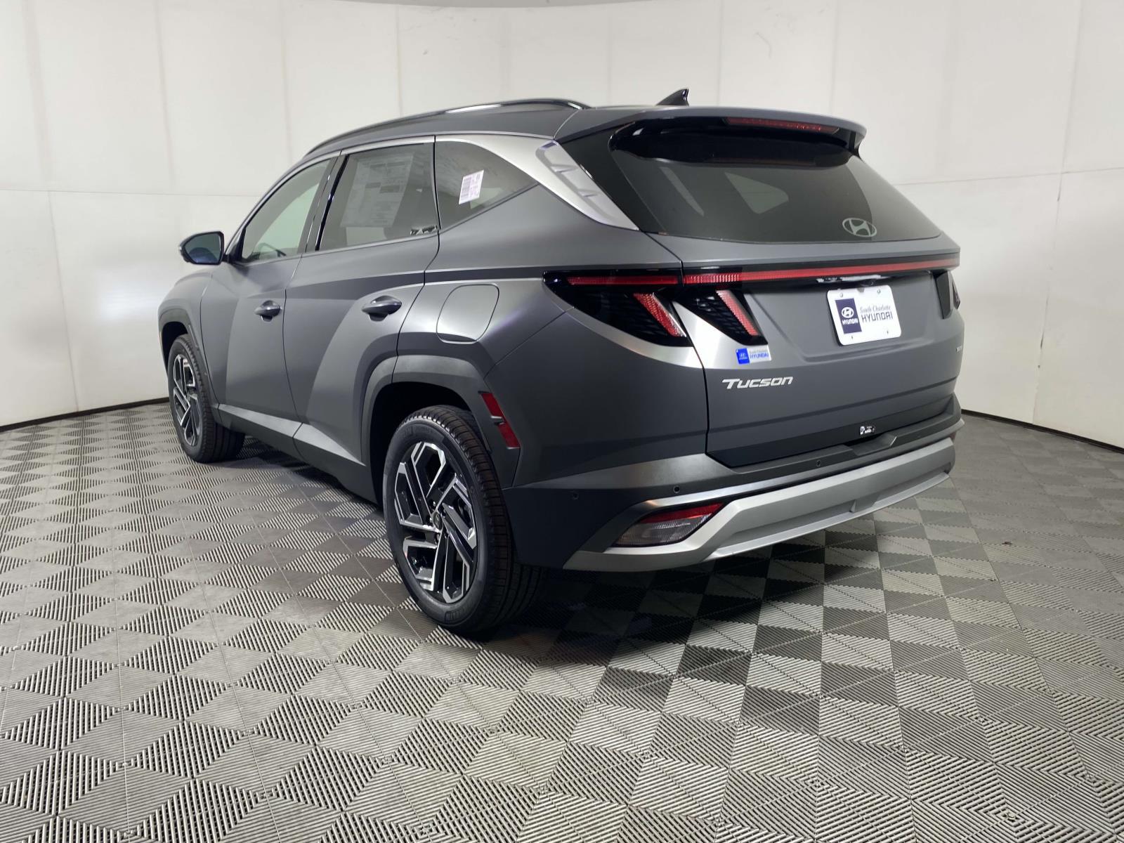 2025 Hyundai Tucson Limited - Photo 5