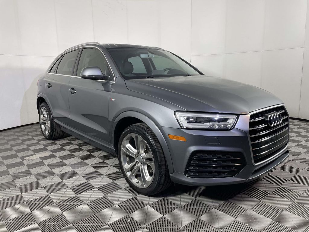 2016 Audi Q3 Prestige's photo