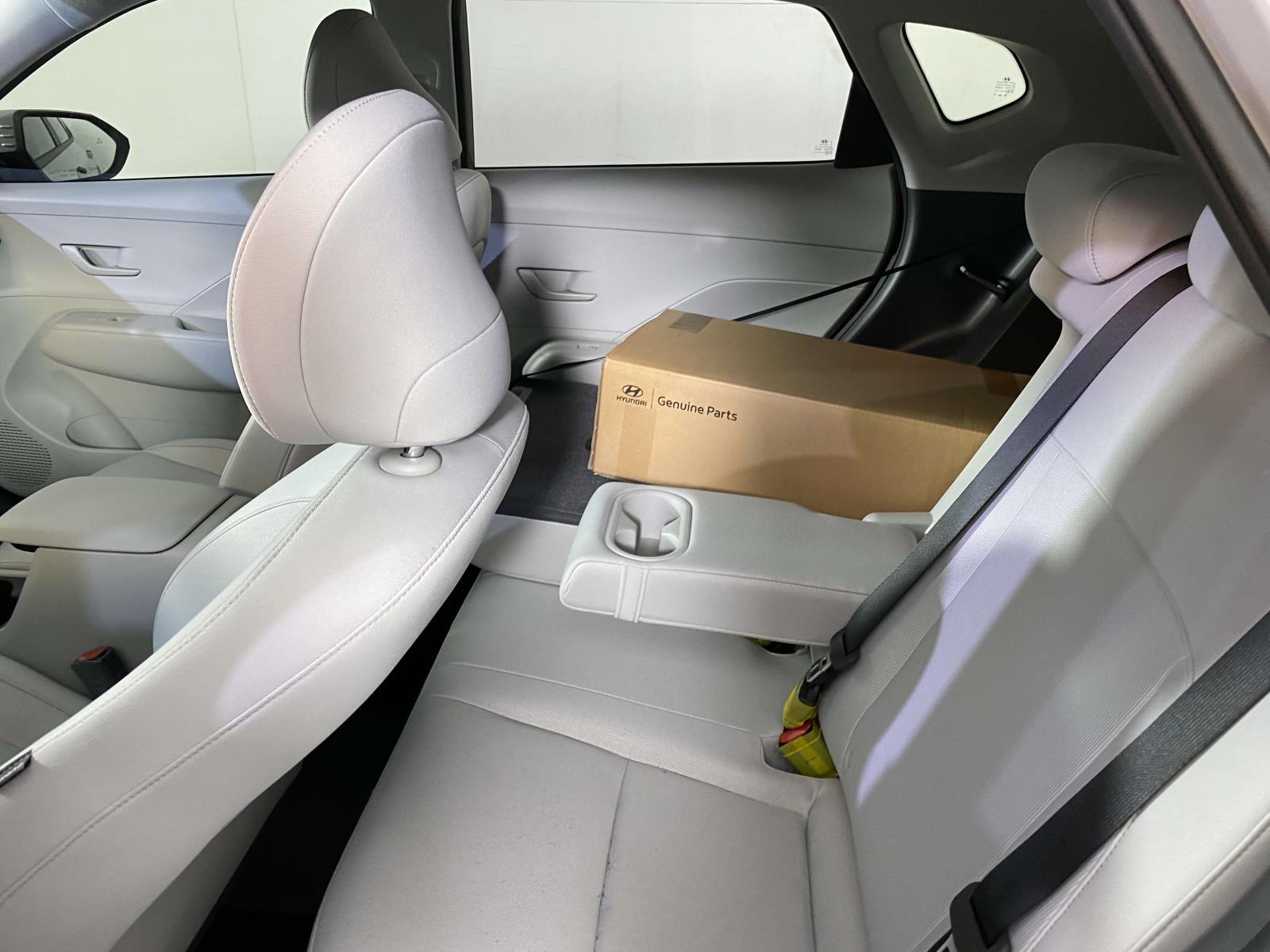 2025 Hyundai Kona SEL Convenience - Photo 9