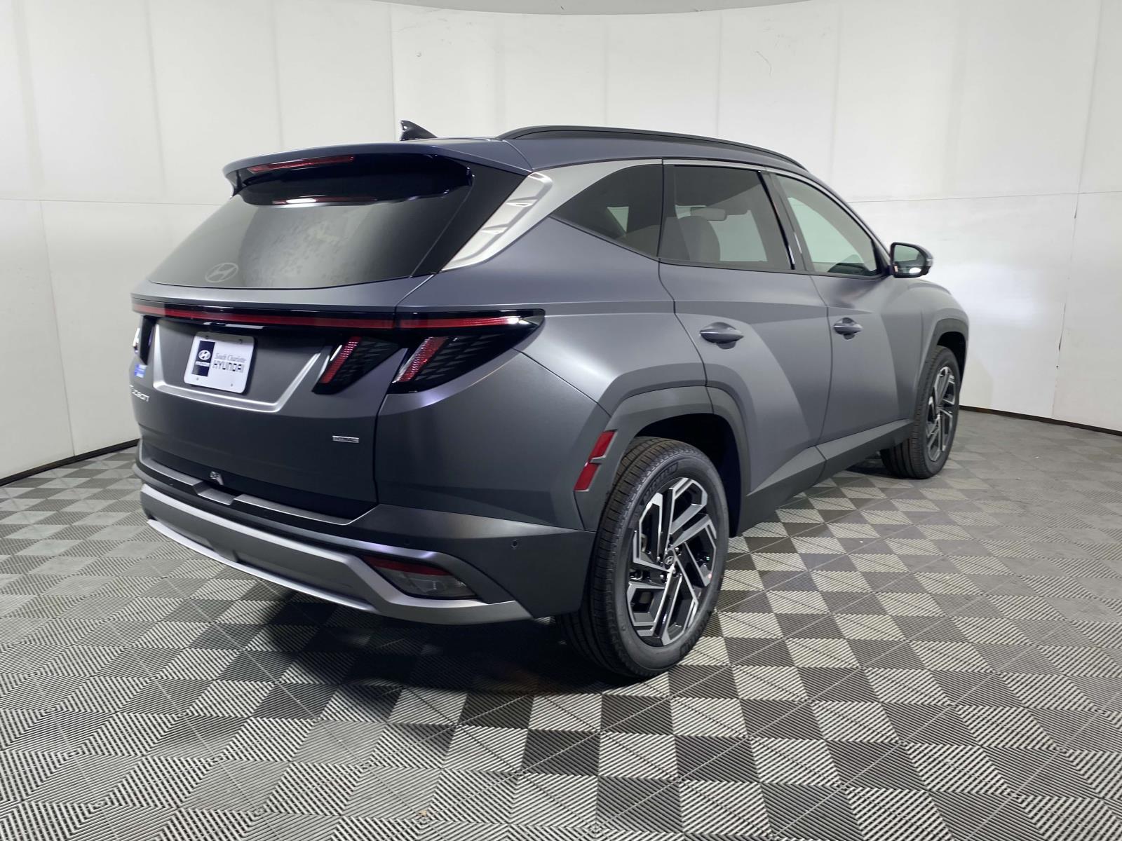 2025 Hyundai Tucson Limited - Photo 7