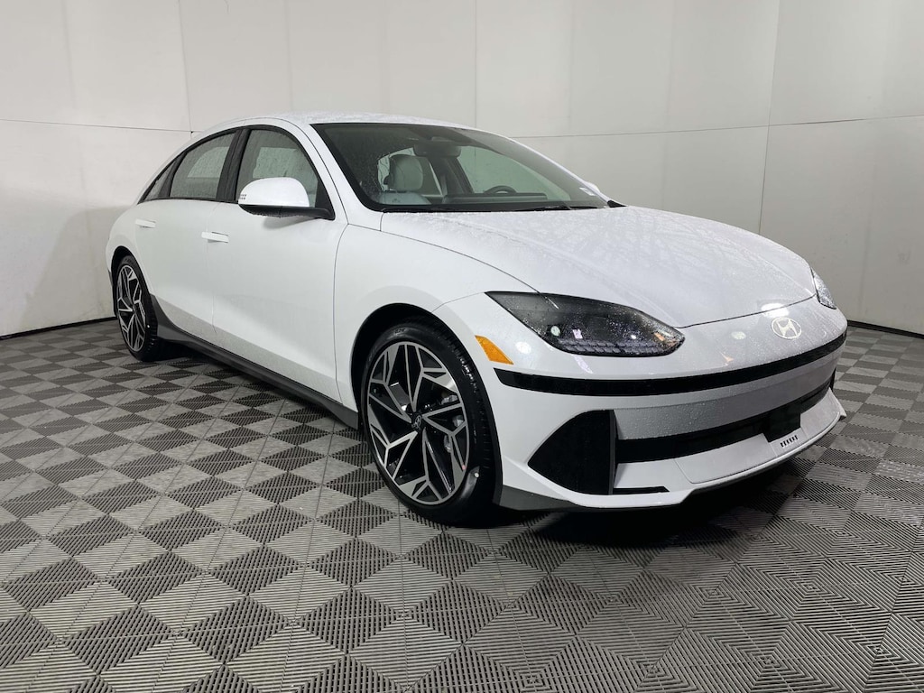 New 2025 Hyundai IONIQ 6 SEL Sedan