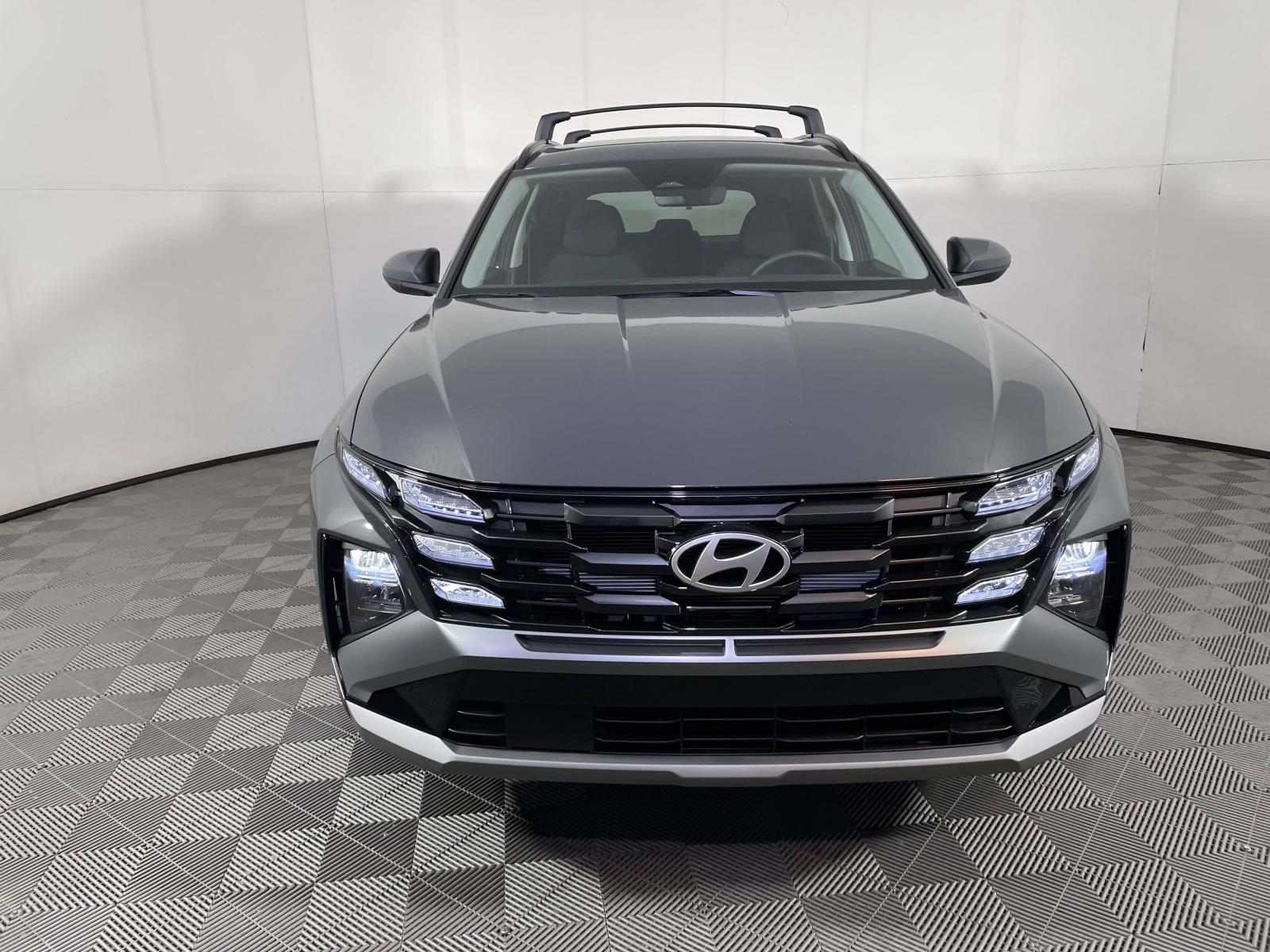 2026 Hyundai Tucson SEL photo 2