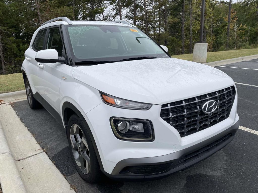 2021 Hyundai Venue SEL