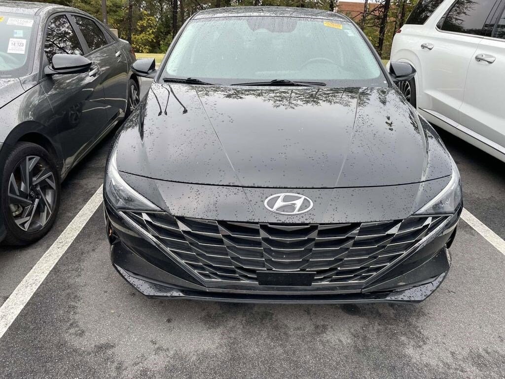 Used 2021 Hyundai Elantra Limited Sedan