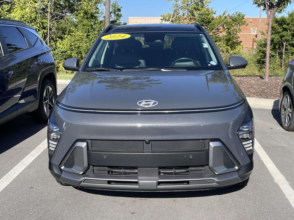2024 Hyundai Kona Limited photo 2