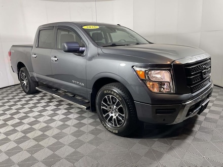 2021 Nissan Titan SV Truck Crew Cab