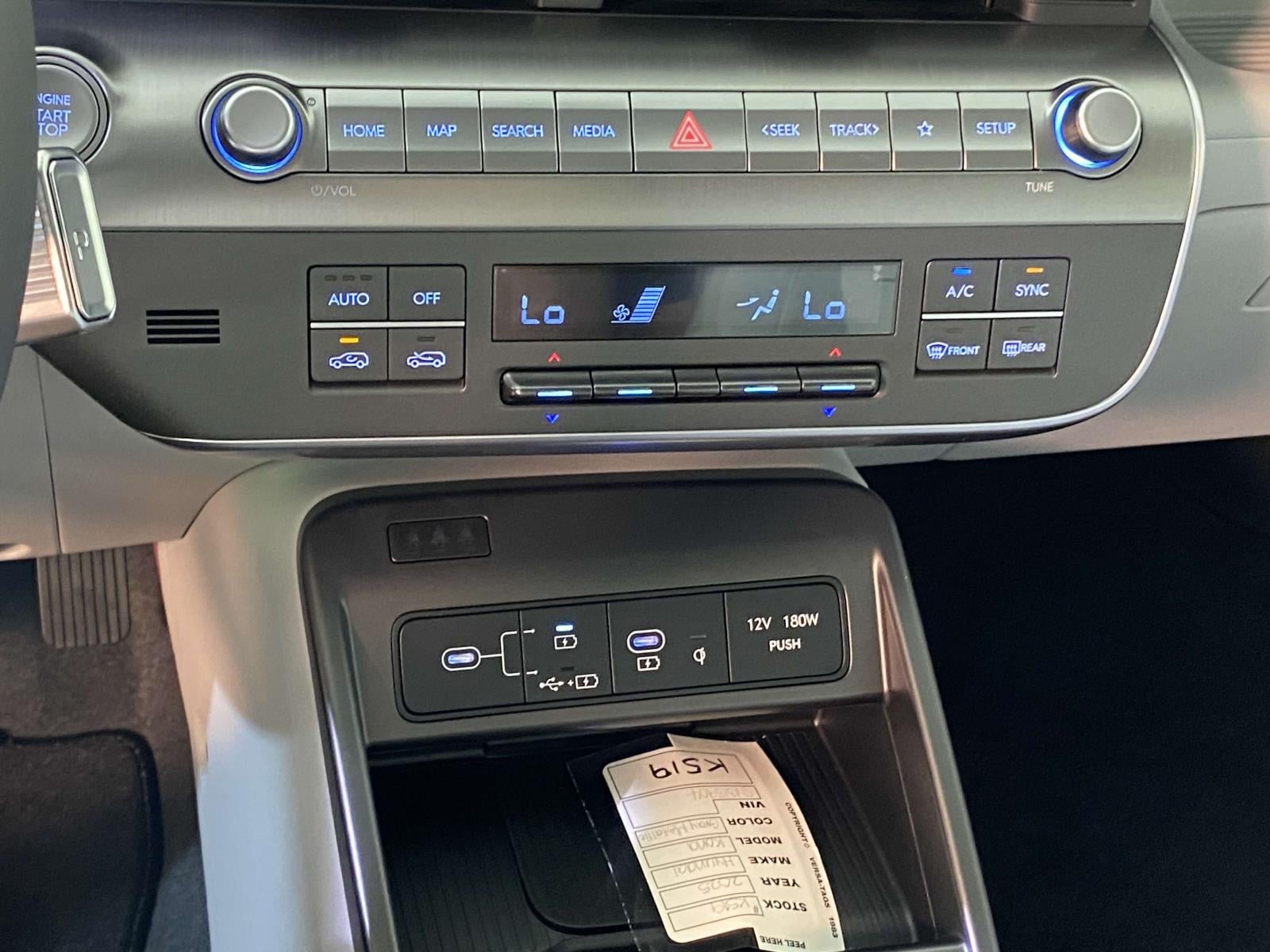 2025 Hyundai Kona SEL Convenience - Photo 21