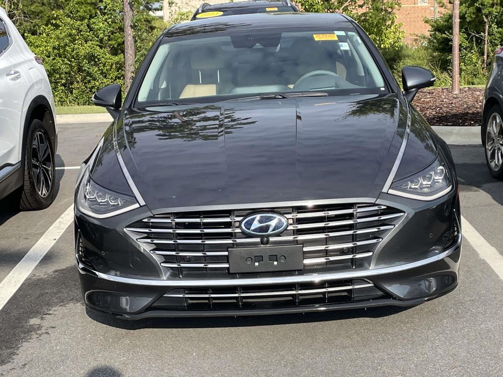 2021 Hyundai Sonata Hybrid Limited photo 2