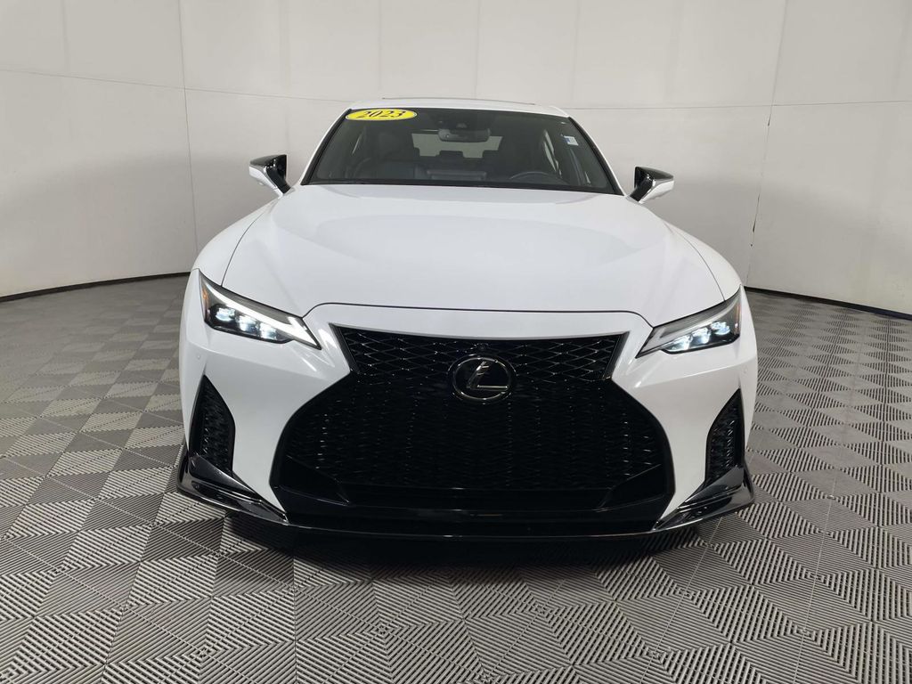 2023 Lexus IS 350 F SPORT photo 2