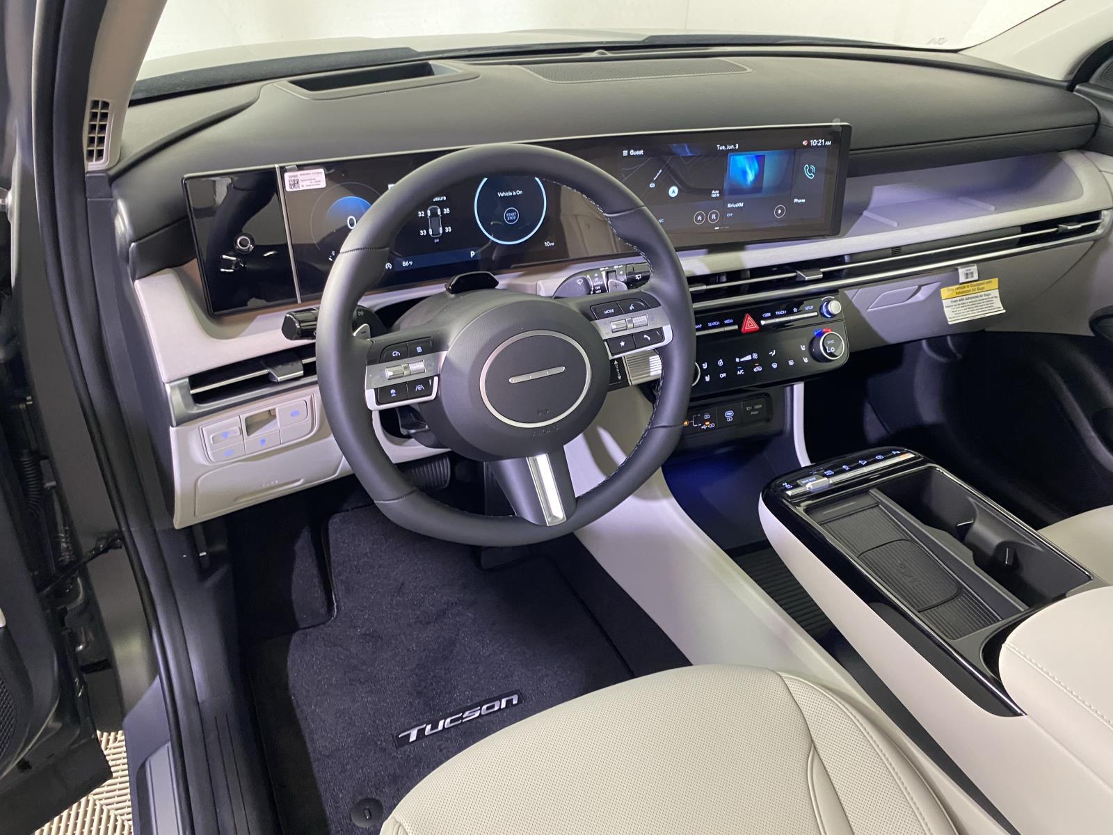 2025 Hyundai Tucson Limited - Photo 8