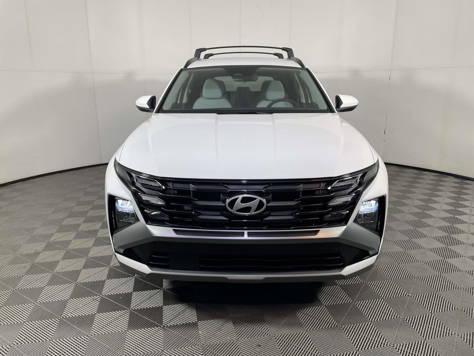 2026 Hyundai Tucson SEL photo 2