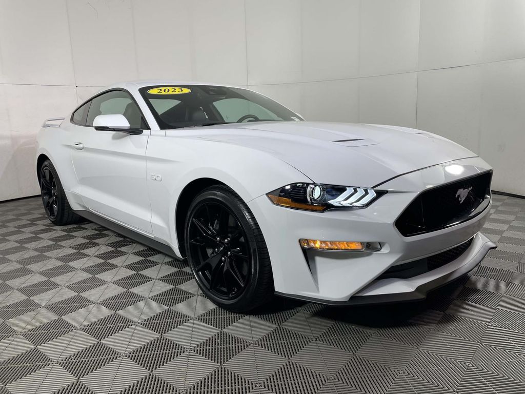 2023 Ford Mustang GT Premium's photo