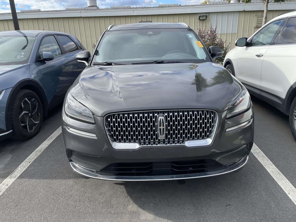 2020 Lincoln Corsair Reserve photo 2