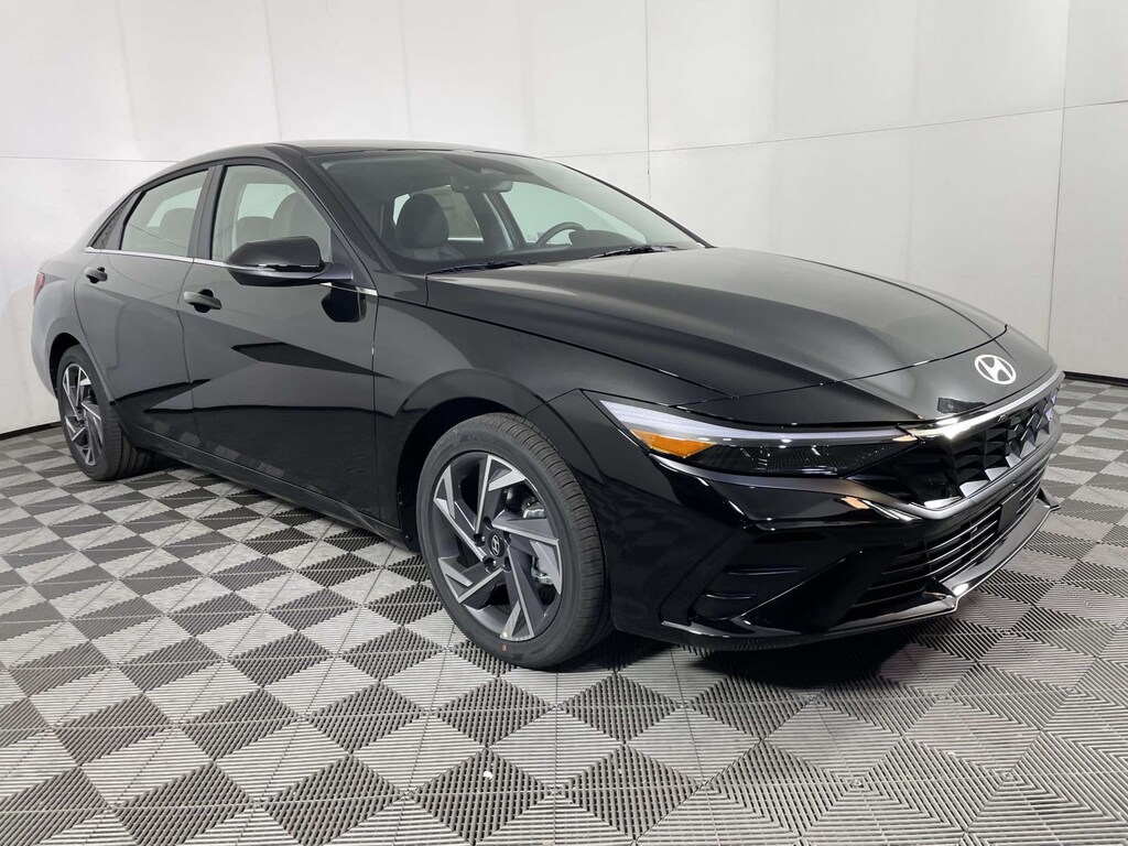 New 2026 Hyundai Elantra Hybrid Limited Sedan