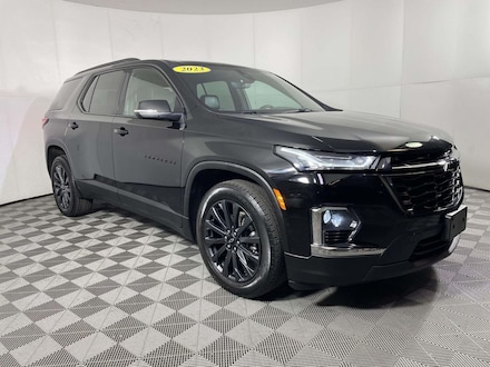 2023 Chevrolet Traverse RS SUV