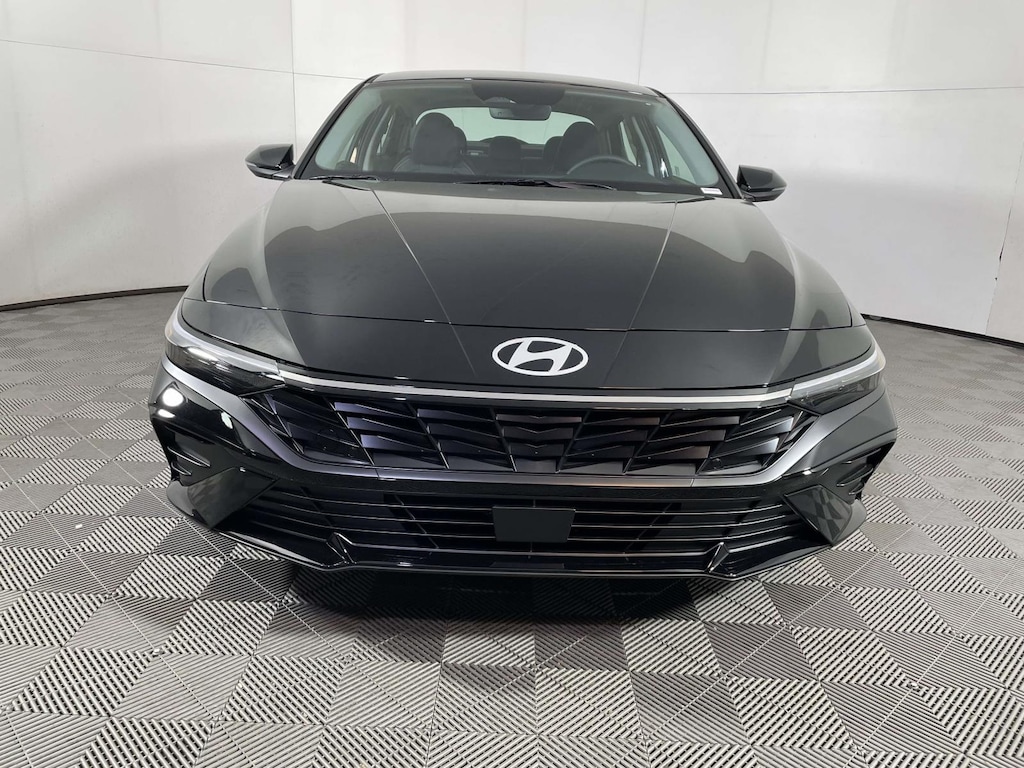 New 2026 Hyundai Elantra Hybrid Limited Sedan