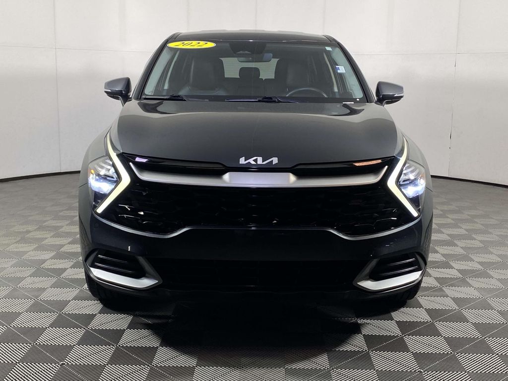 2023 Kia Sportage EX photo 2