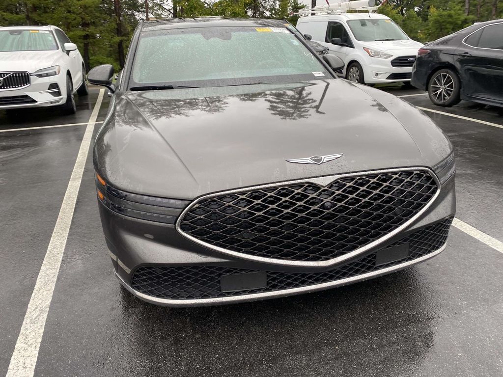 2023 Genesis G90 3.5T photo 2