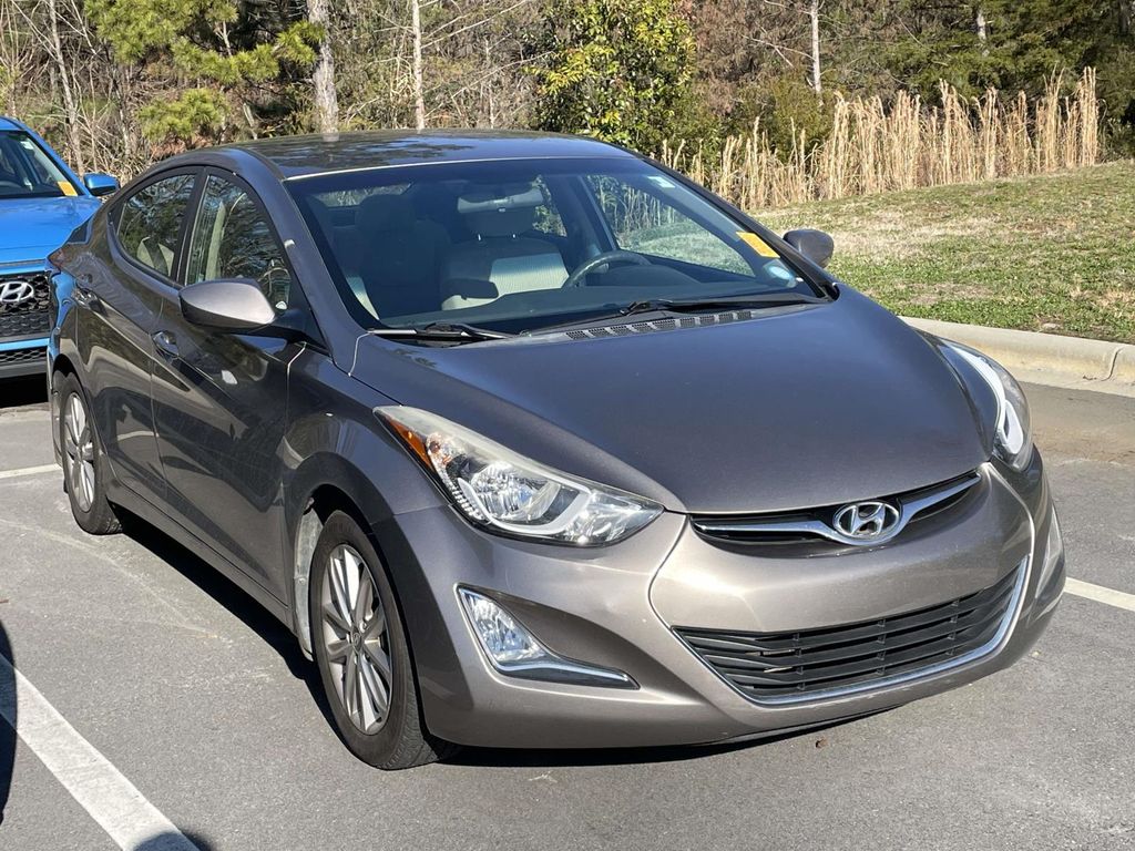 2014 Hyundai Elantra SE