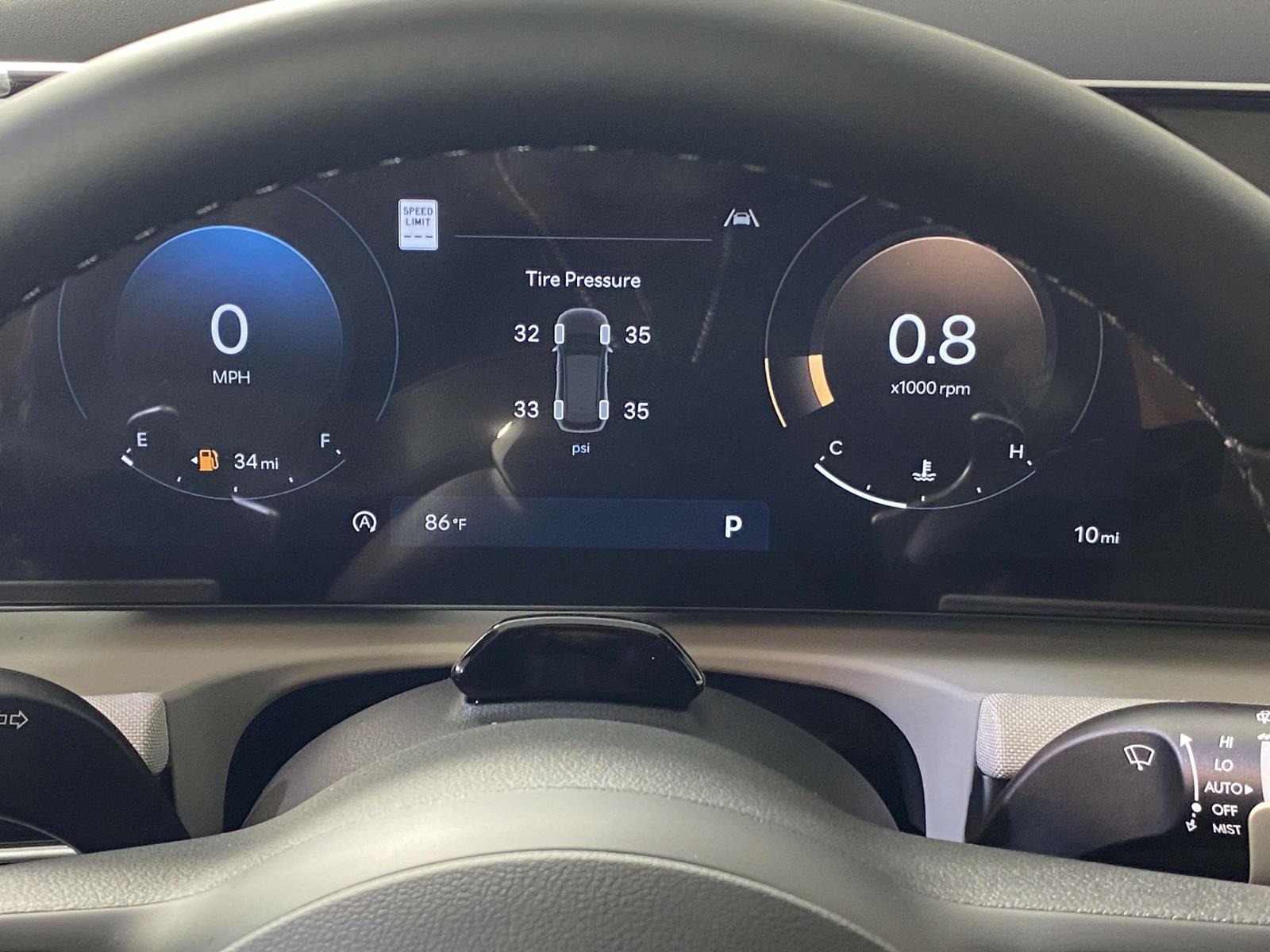 2025 Hyundai Tucson Limited - Photo 14