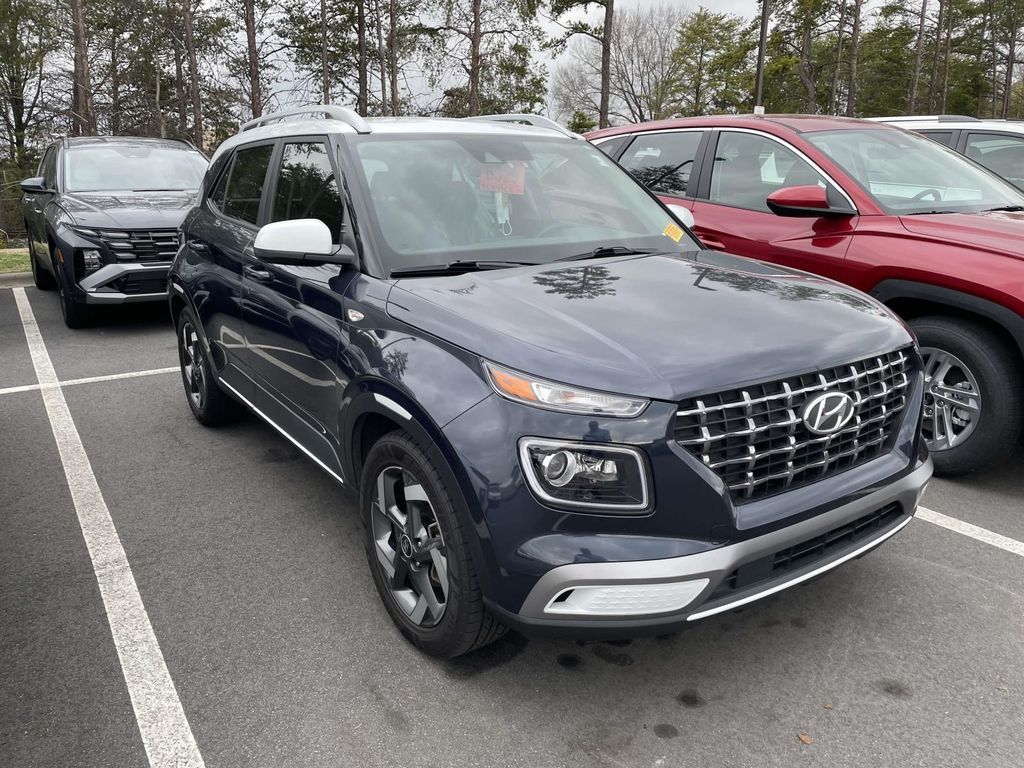 2022 Hyundai Venue Limited