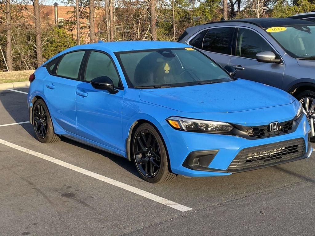 2023 Honda Civic Hatchback Sport's photo