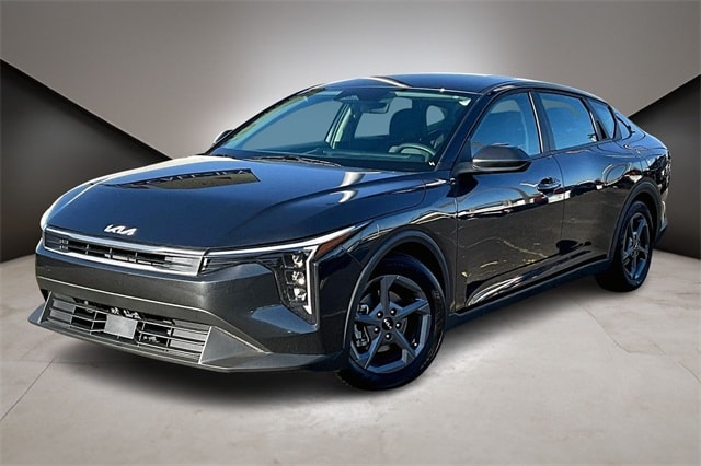 2025 Kia K4 LXS's photo