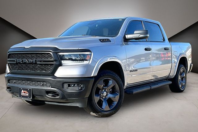 2024 RAM 1500 Big Horn/Lone Star 4x4 Crew Cab 5'7's photo