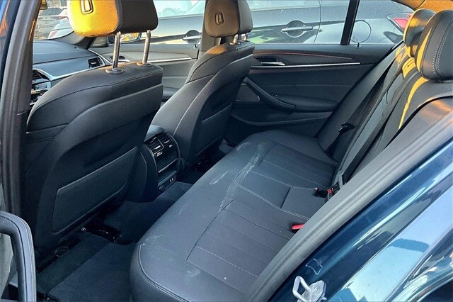 2023 Bmw 530i xDrive photo 3