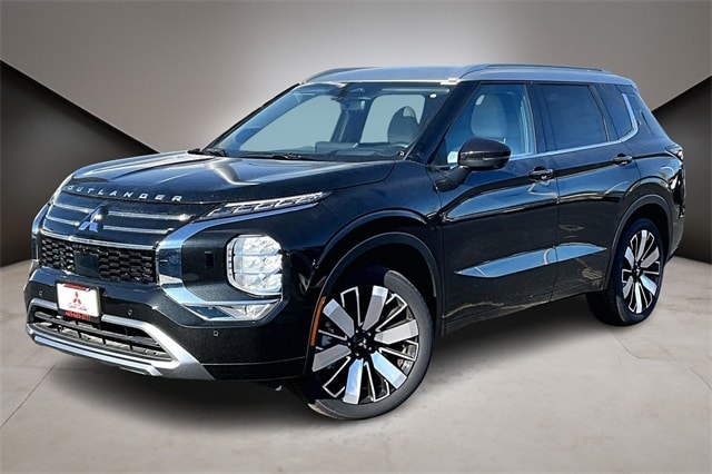 2025 Mitsubishi Outlander SEL Platinum Edition's photo