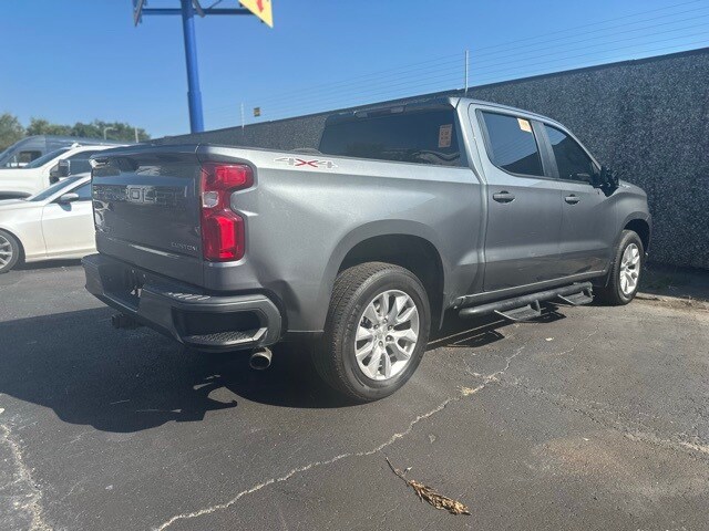 2021 Chevrolet Silverado 1500 Custom photo 3