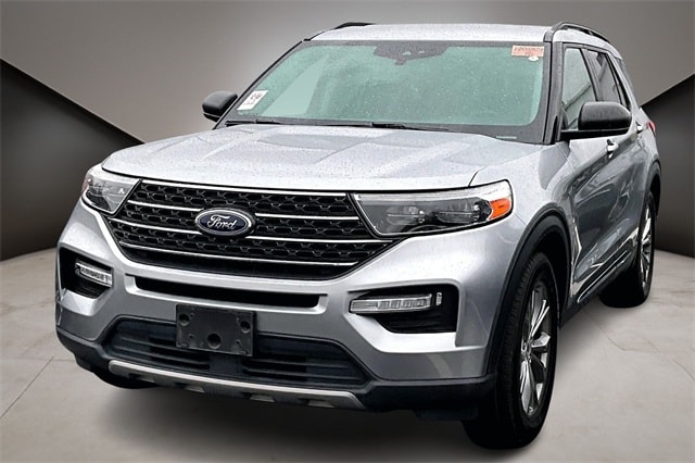 2022 Ford Explorer XLT's photo