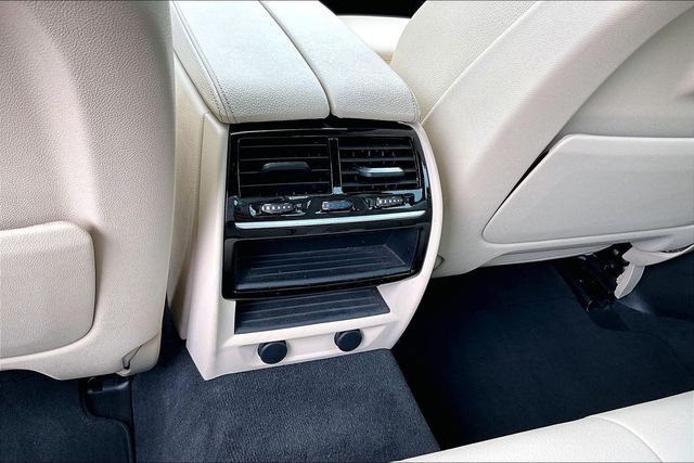 2017 BMW 5 Series 530i - Photo 33