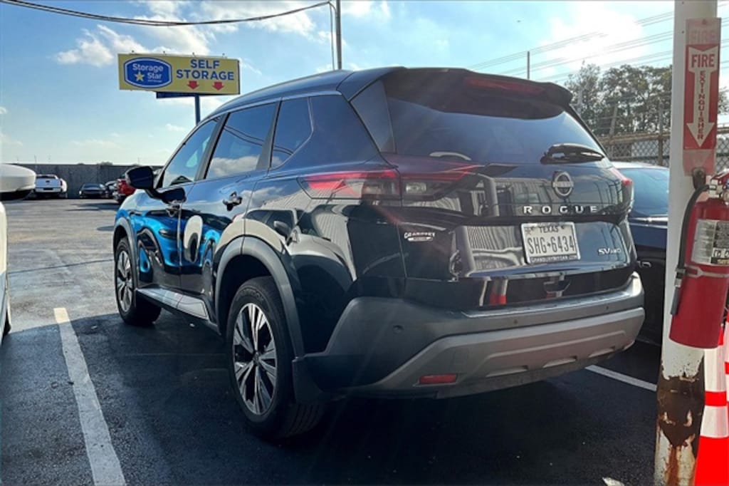 Used 2023 Nissan Rogue SV SUV