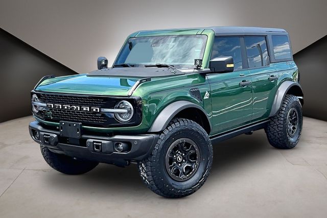 2023 Ford Bronco Wildtrak 4x4's photo