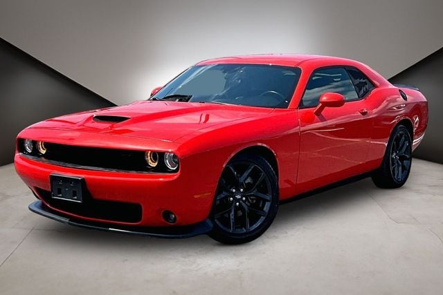 2022 Dodge Challenger GT Auto's photo