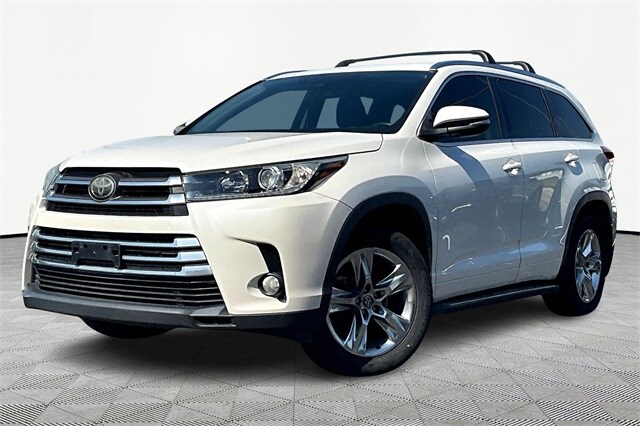 2018 Toyota Highlander Limited photo 2