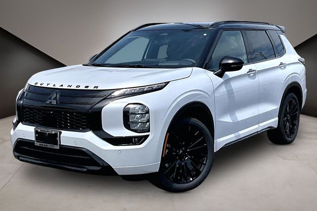 2026 Mitsubishi Outlander Black Edition FWD's photo