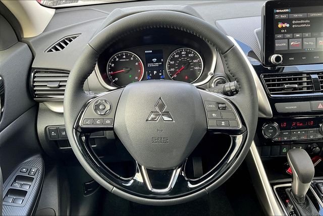 2025 Mitsubishi Eclipse Cross SE - Photo 10