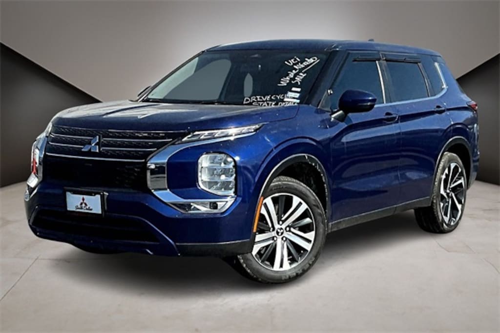 Certified 2023 Mitsubishi Outlander SE SUV