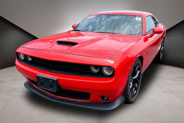 2022 Dodge Challenger GT Auto's photo
