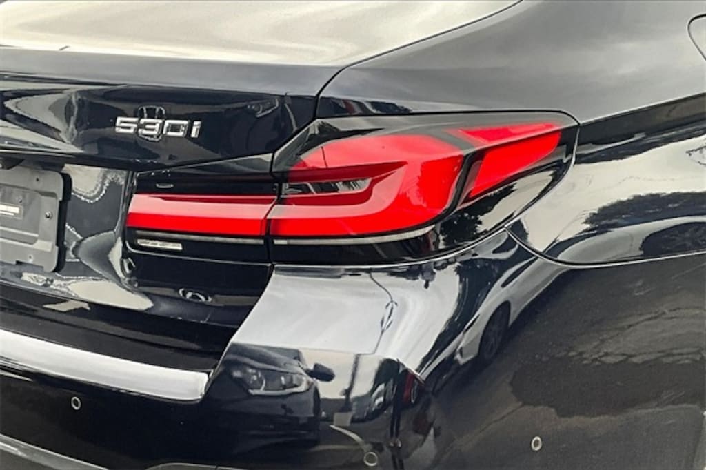 Used 2021 BMW 5 Series 530i Sedan