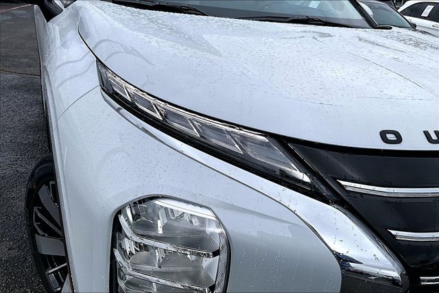 2026 Mitsubishi Outlander SE - Photo 32