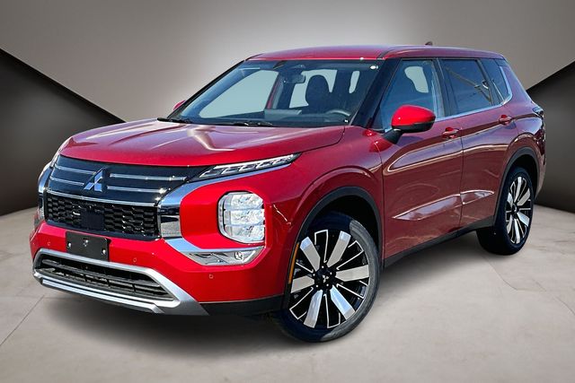 2026 Mitsubishi Outlander SE FWD's photo